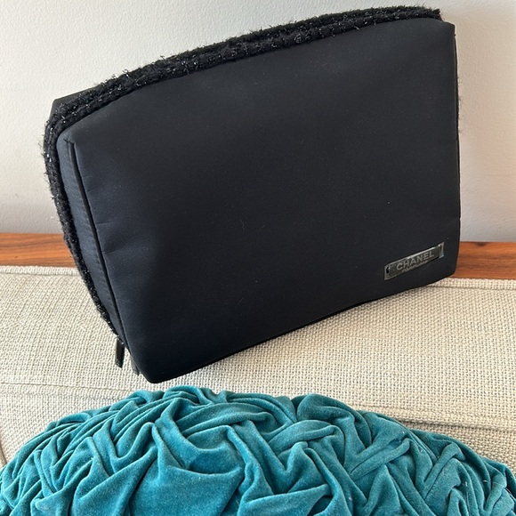 CHANEL Handbags - CHANEL Parfums Cosmetic/Toiletry Bag